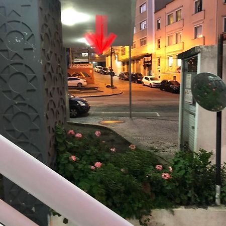 Ap Na Rua Das Flores Curitiba Bagian luar foto